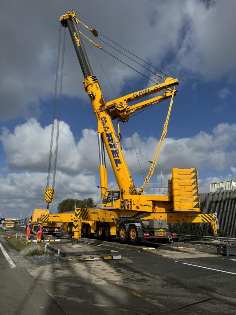 Heppe verticaal transport en dienstverlening - Heppe Groep Vlaardingen